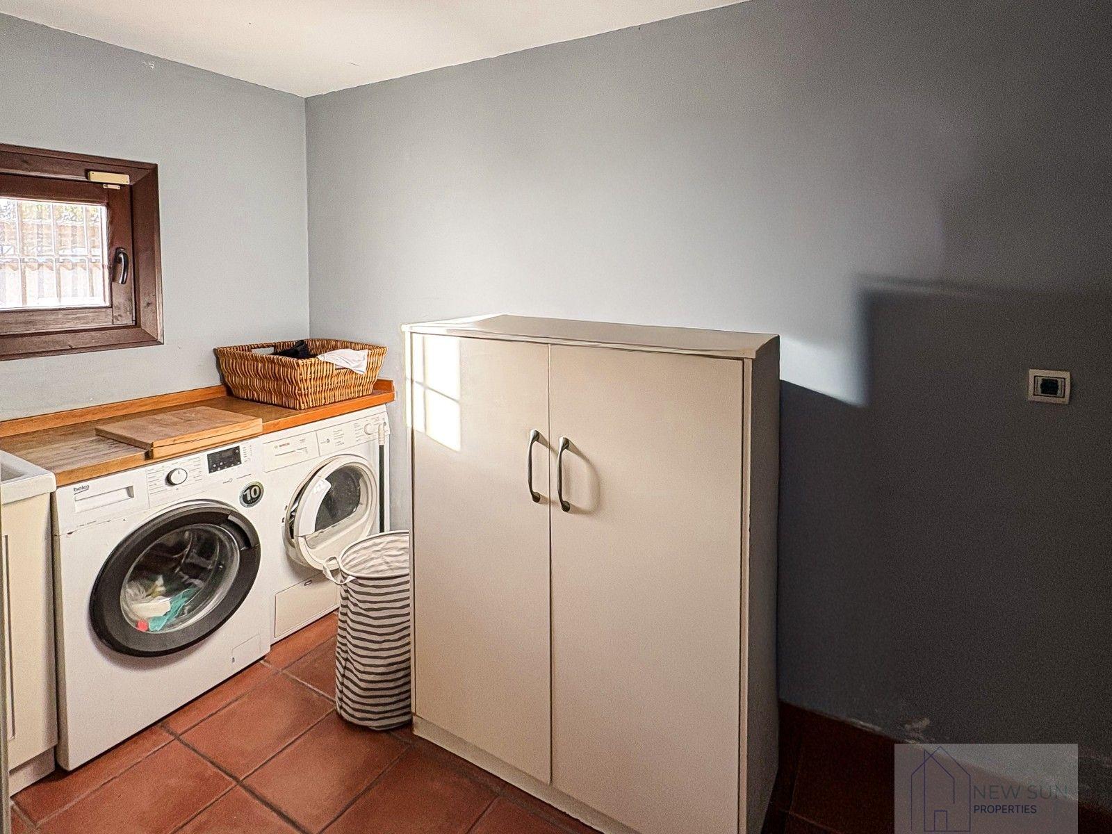 For sale of villa in Santa Pola