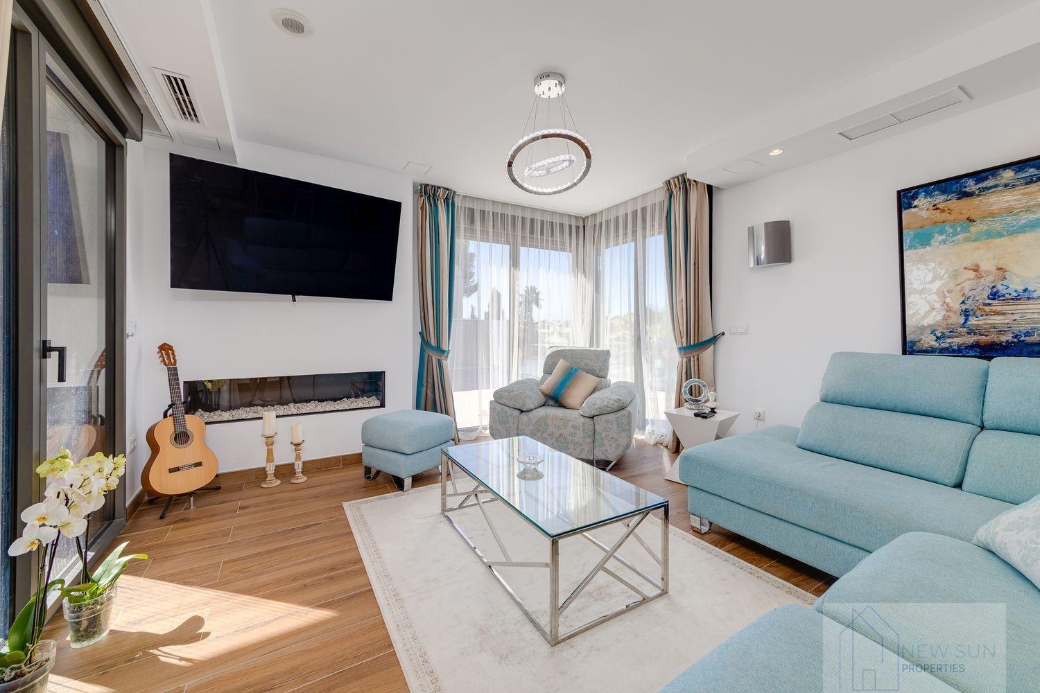 For sale of villa in Torrevieja