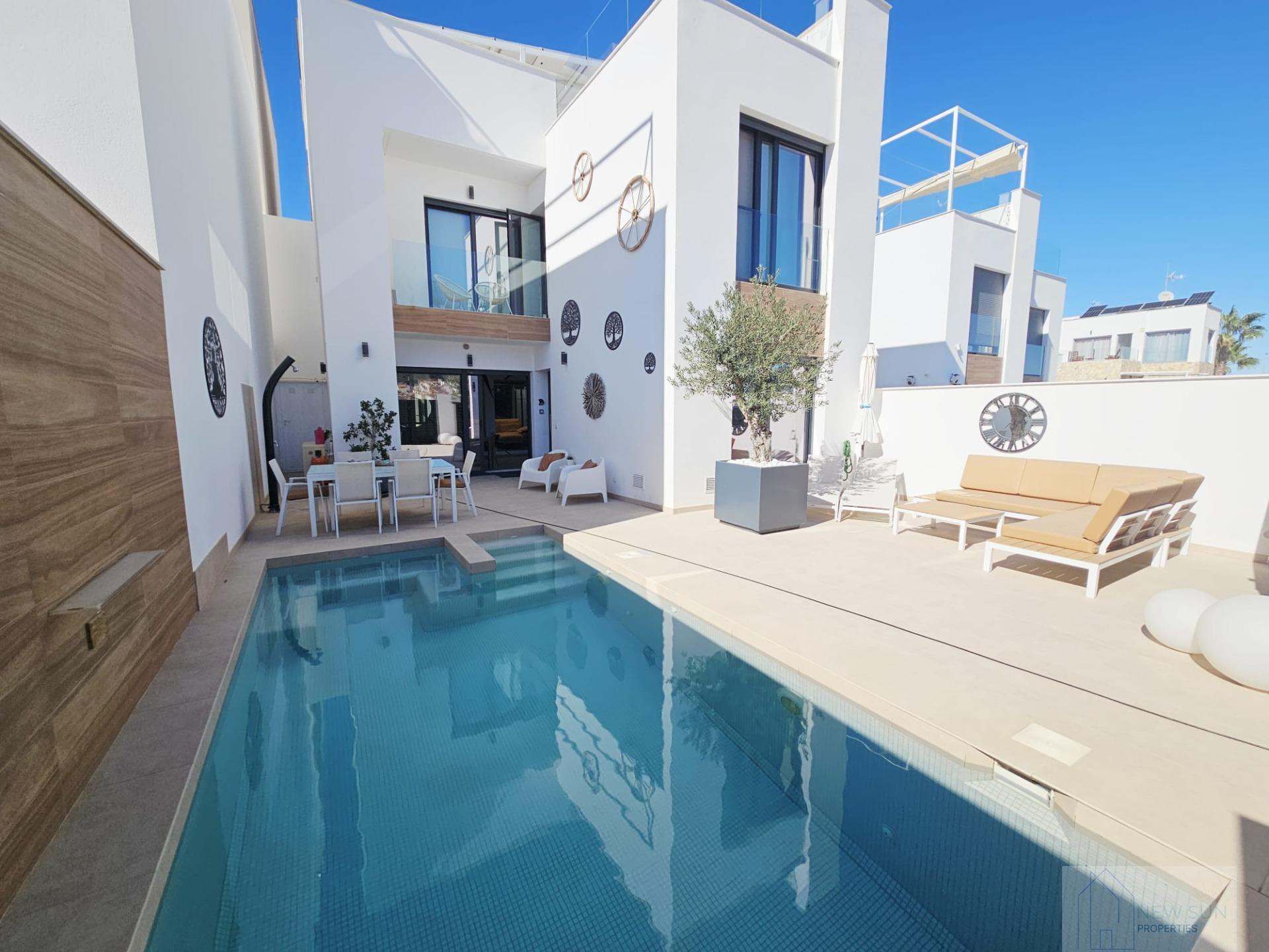 For sale of chalet in Benijofar