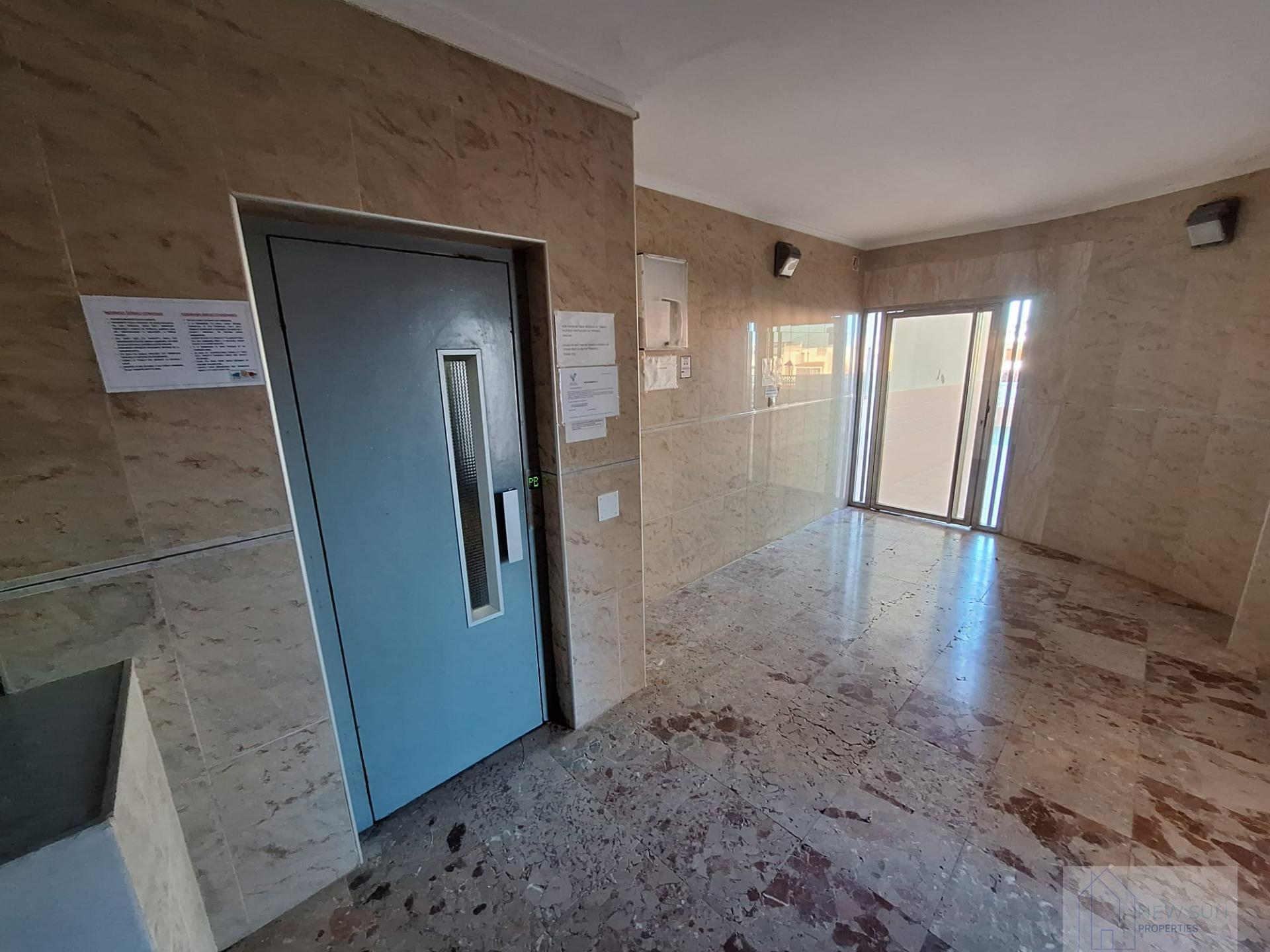 For sale of study in Torrevieja