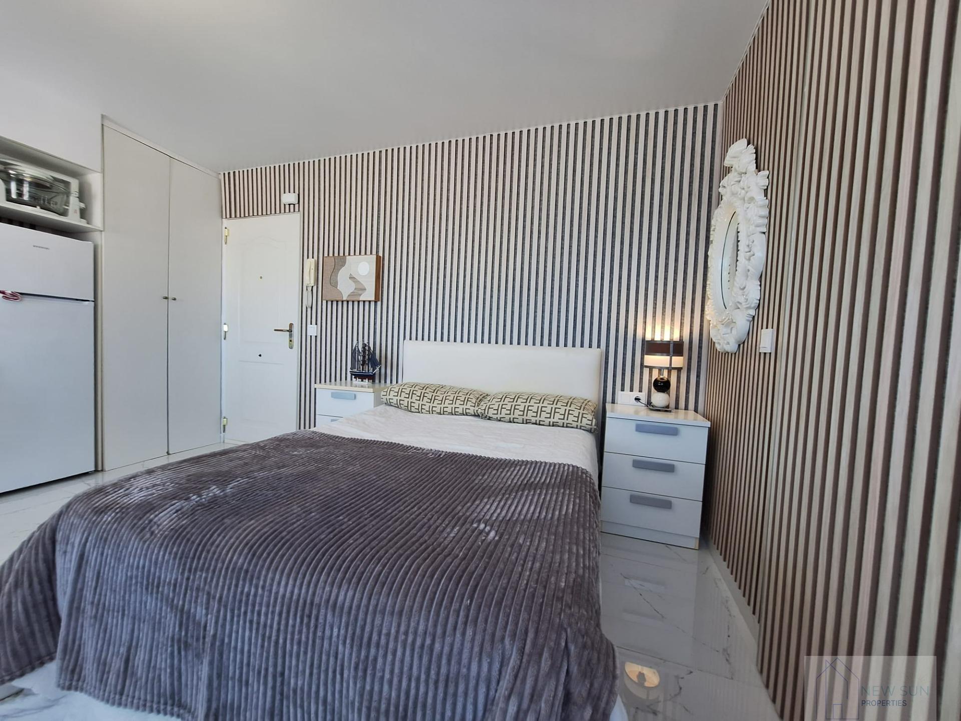 For sale of study in Torrevieja