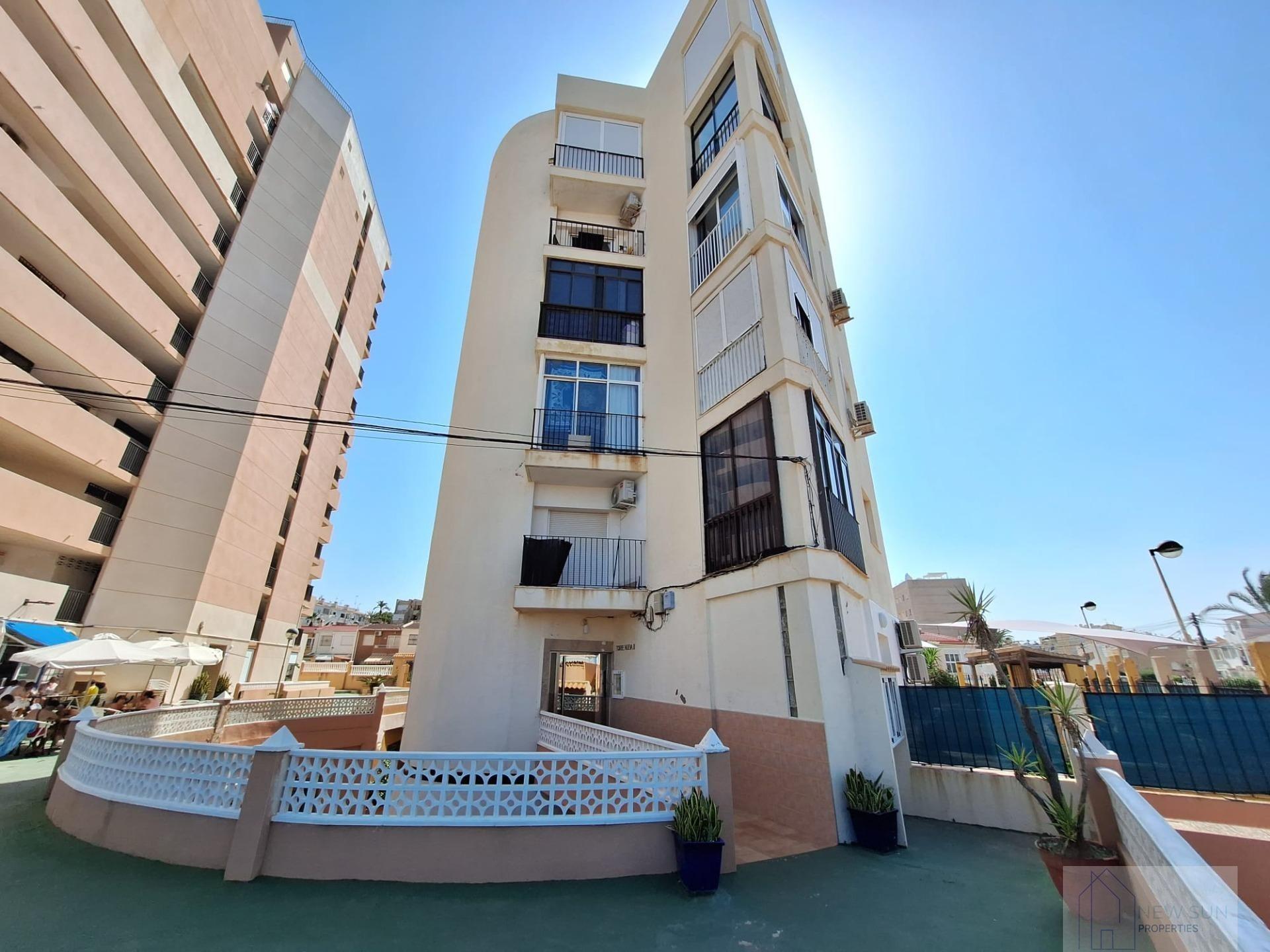 For sale of study in Torrevieja