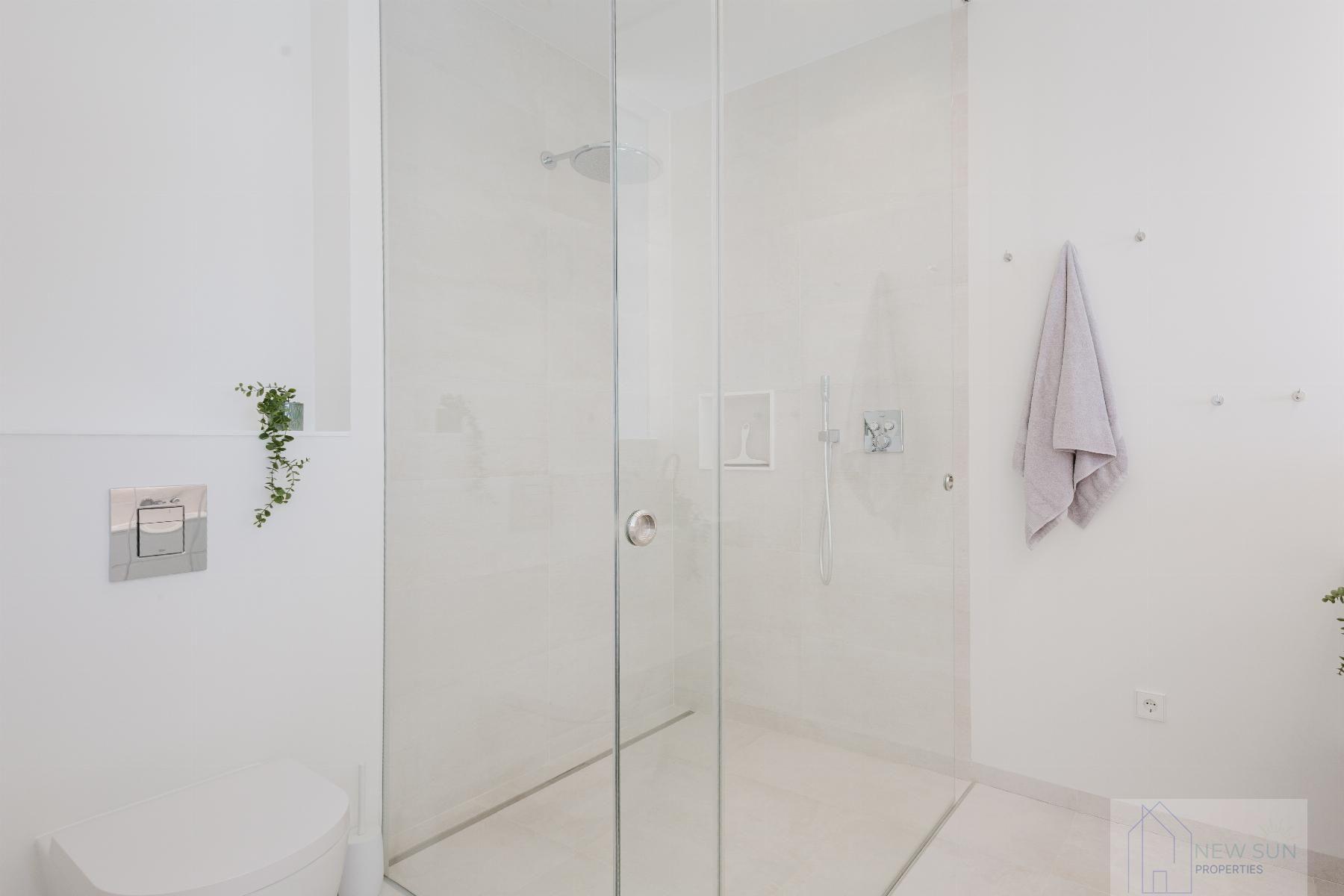 For sale of villa in Orihuela