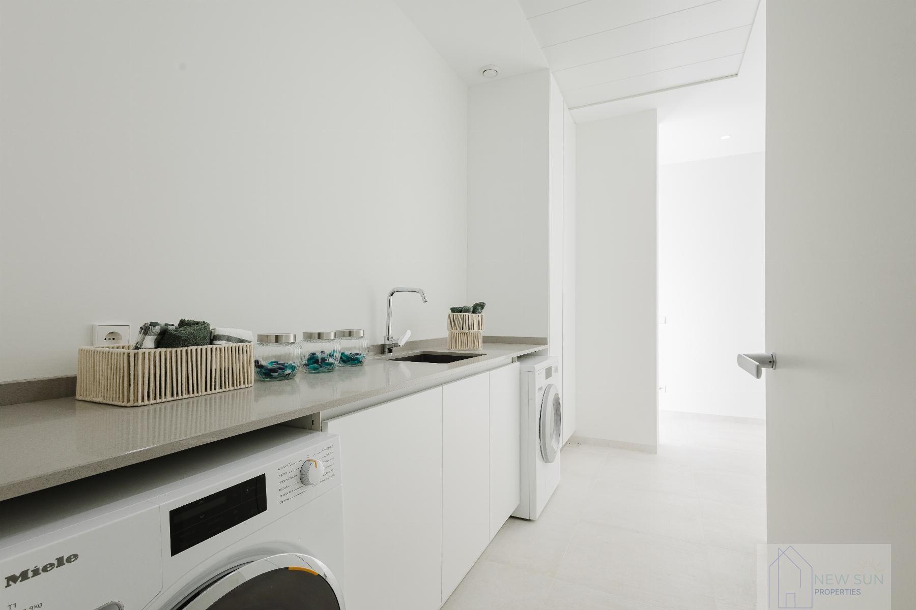 For sale of villa in Orihuela