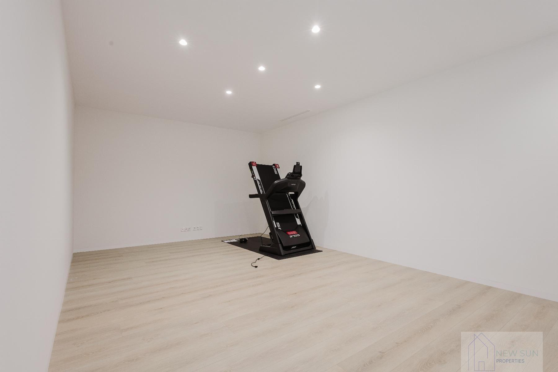 For sale of villa in Orihuela