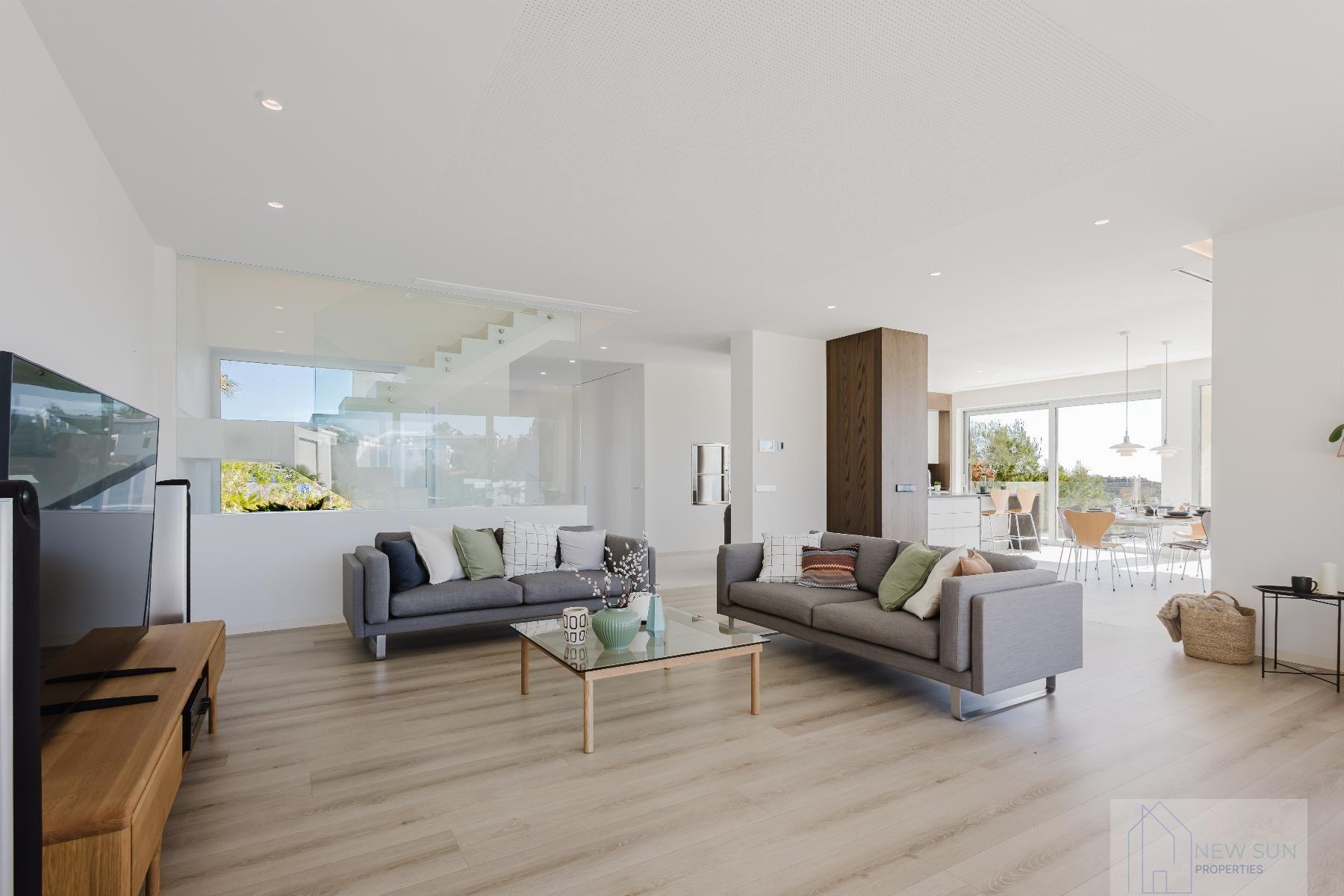 For sale of villa in Orihuela