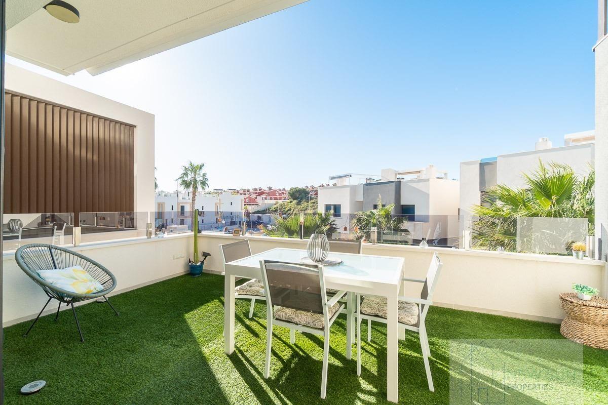 For sale of apartment in Orihuela Costa