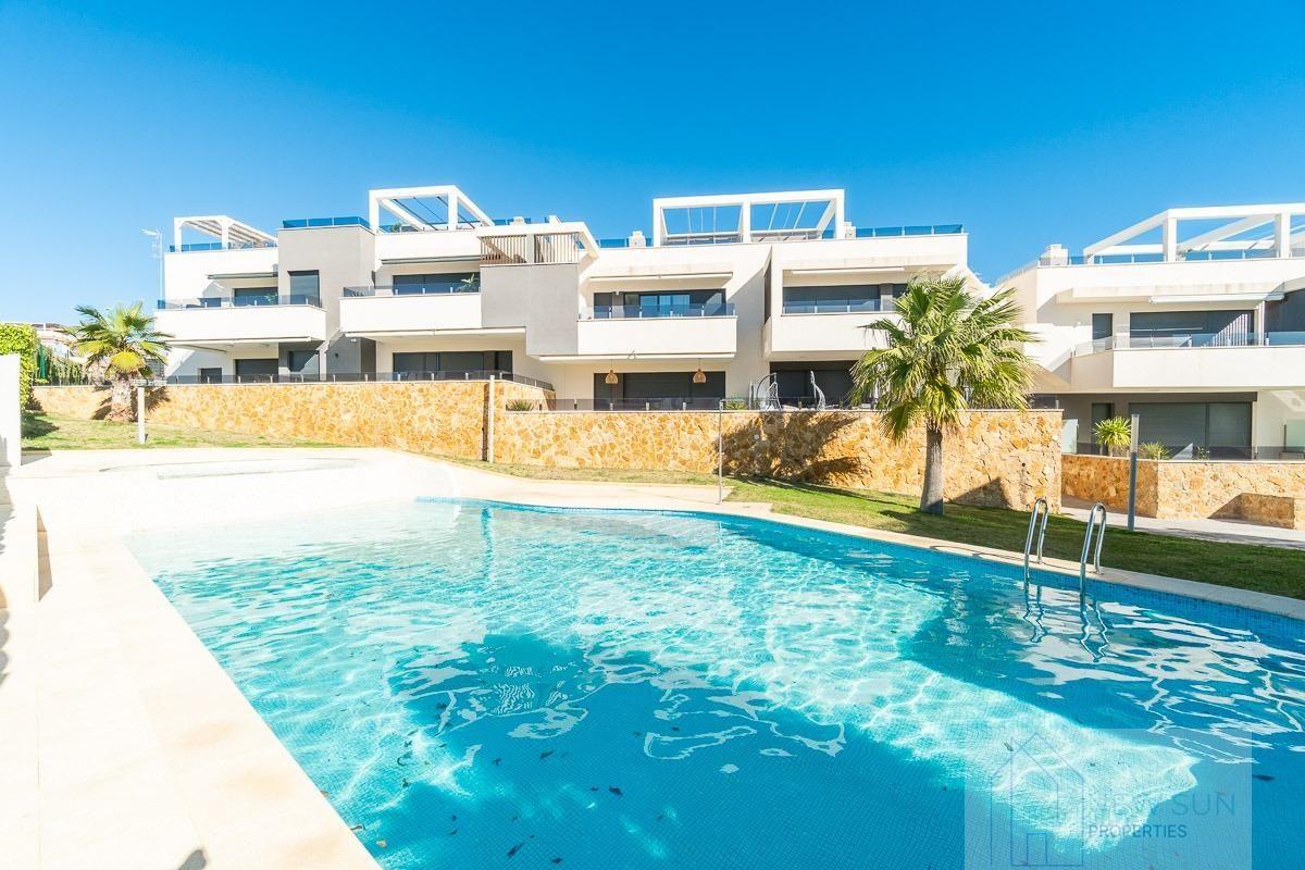For sale of apartment in Orihuela Costa