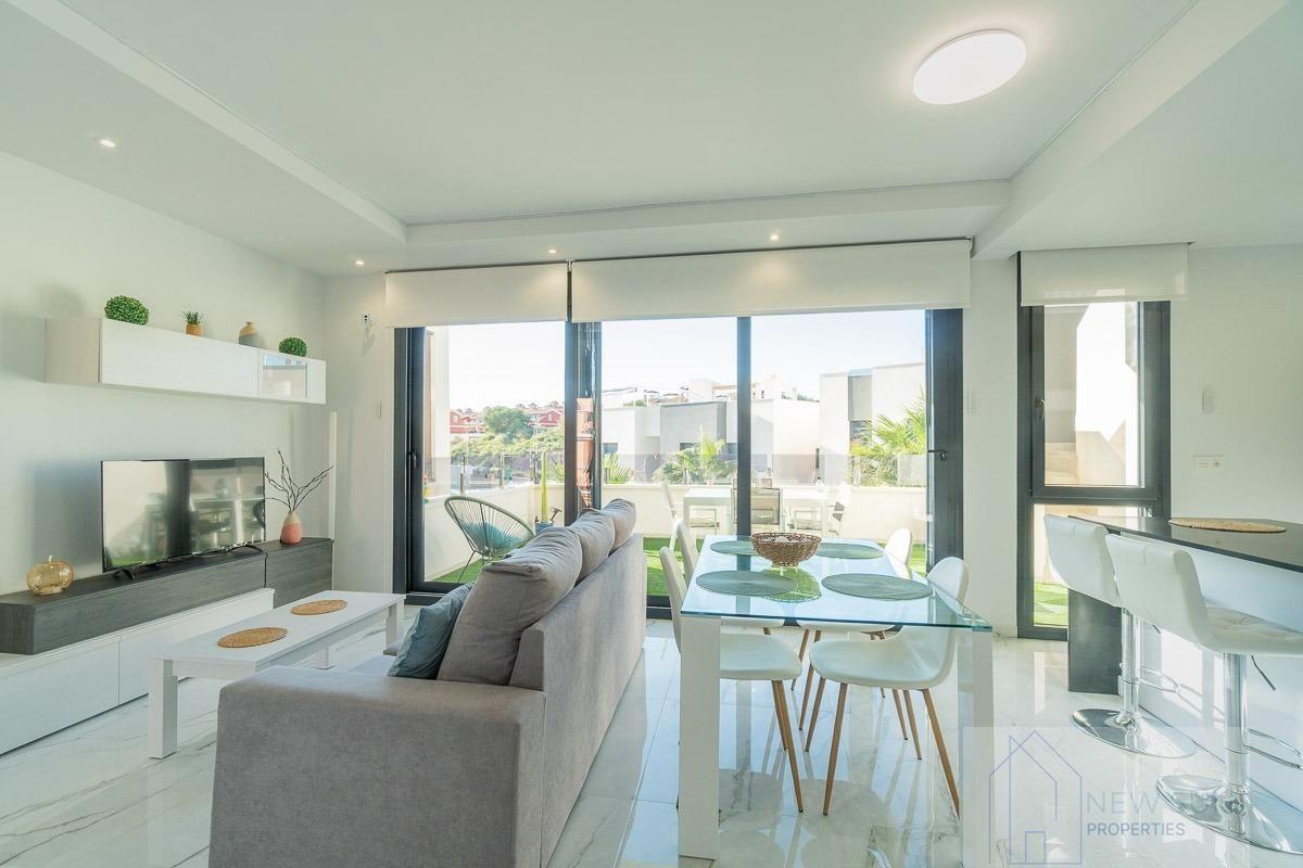 For sale of apartment in Orihuela Costa