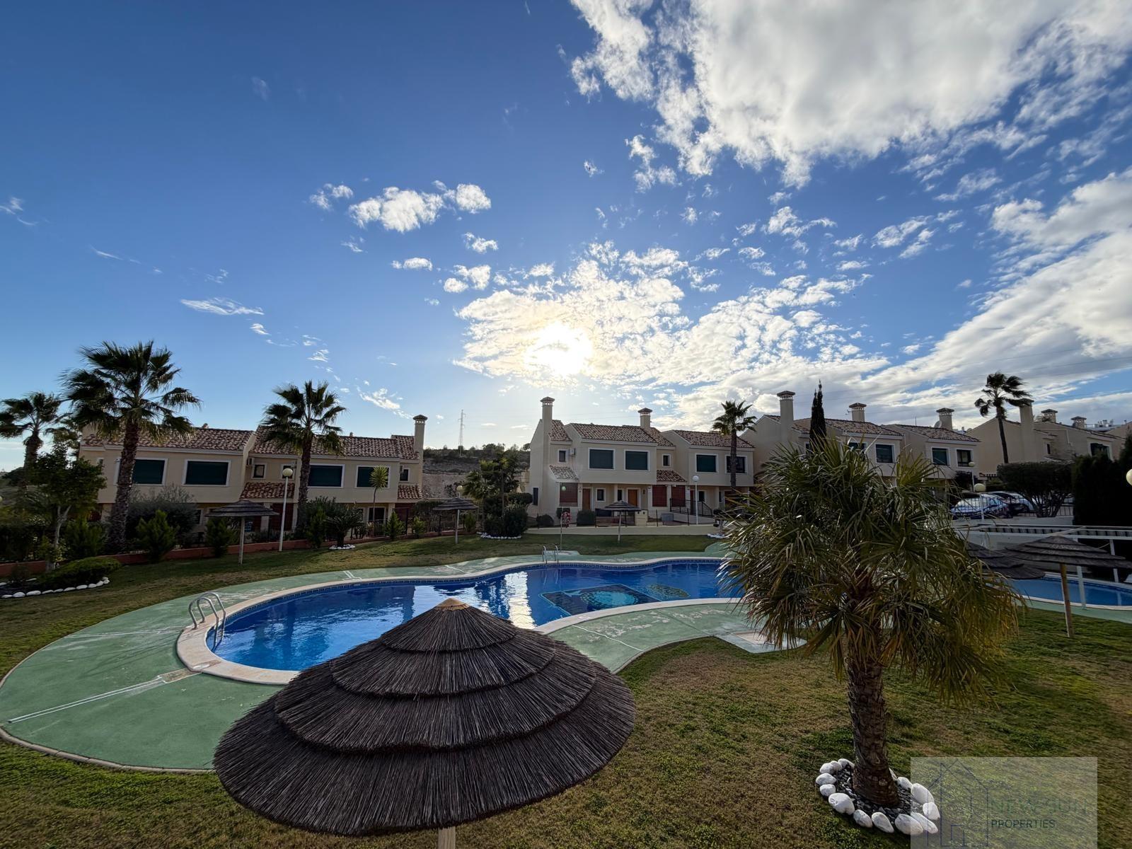 For sale of house in Orihuela Costa