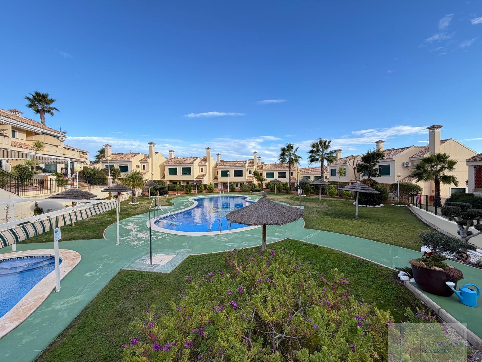 For sale of house in Orihuela Costa