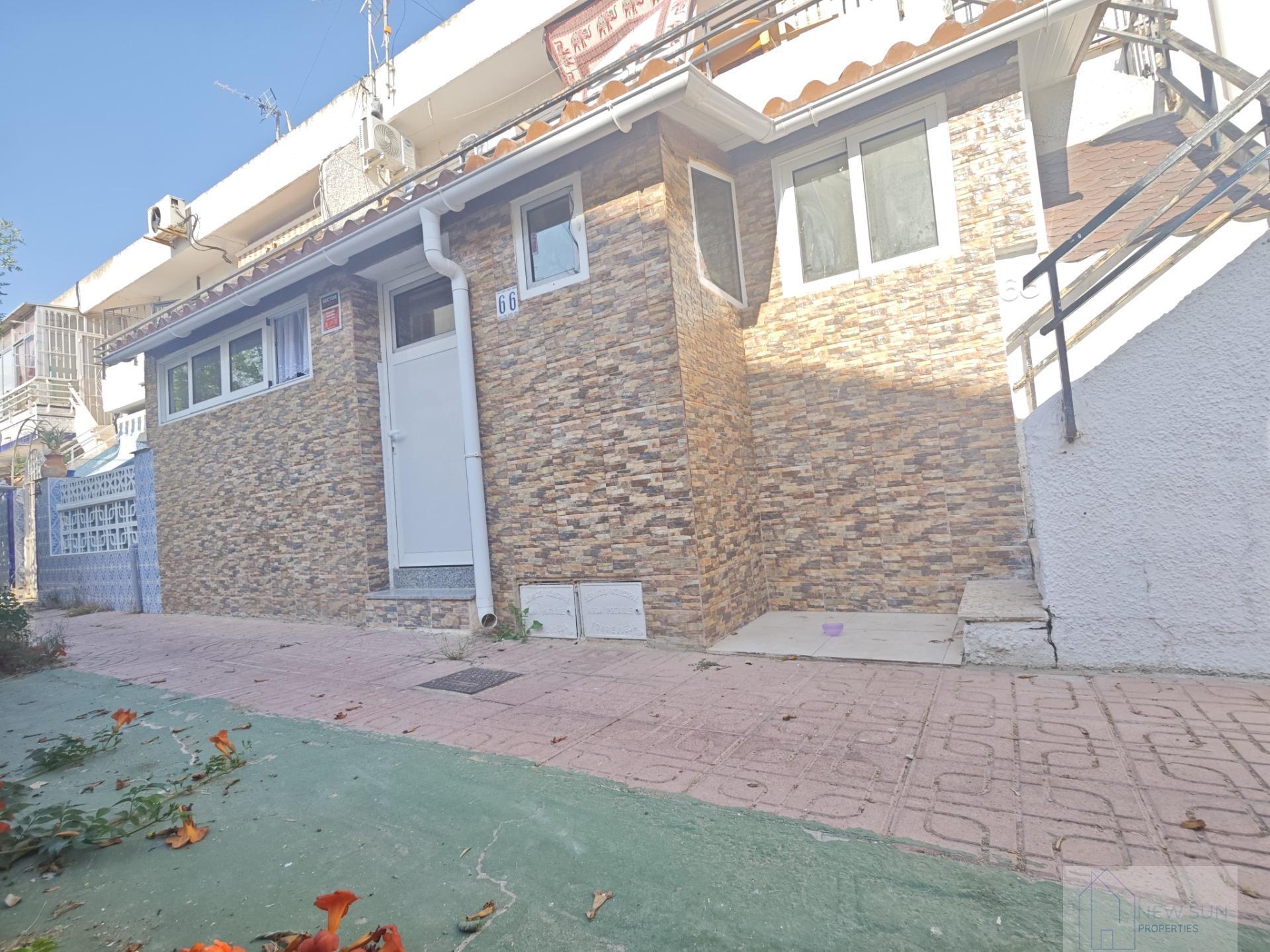 For sale of bungalow in Torrevieja