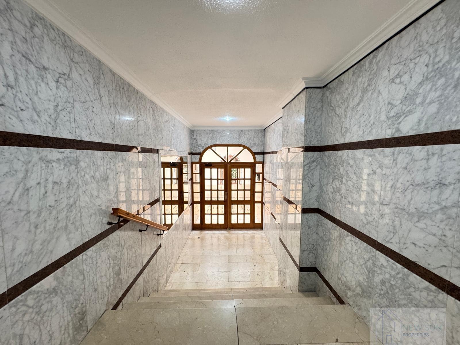 For sale of study in Torrevieja