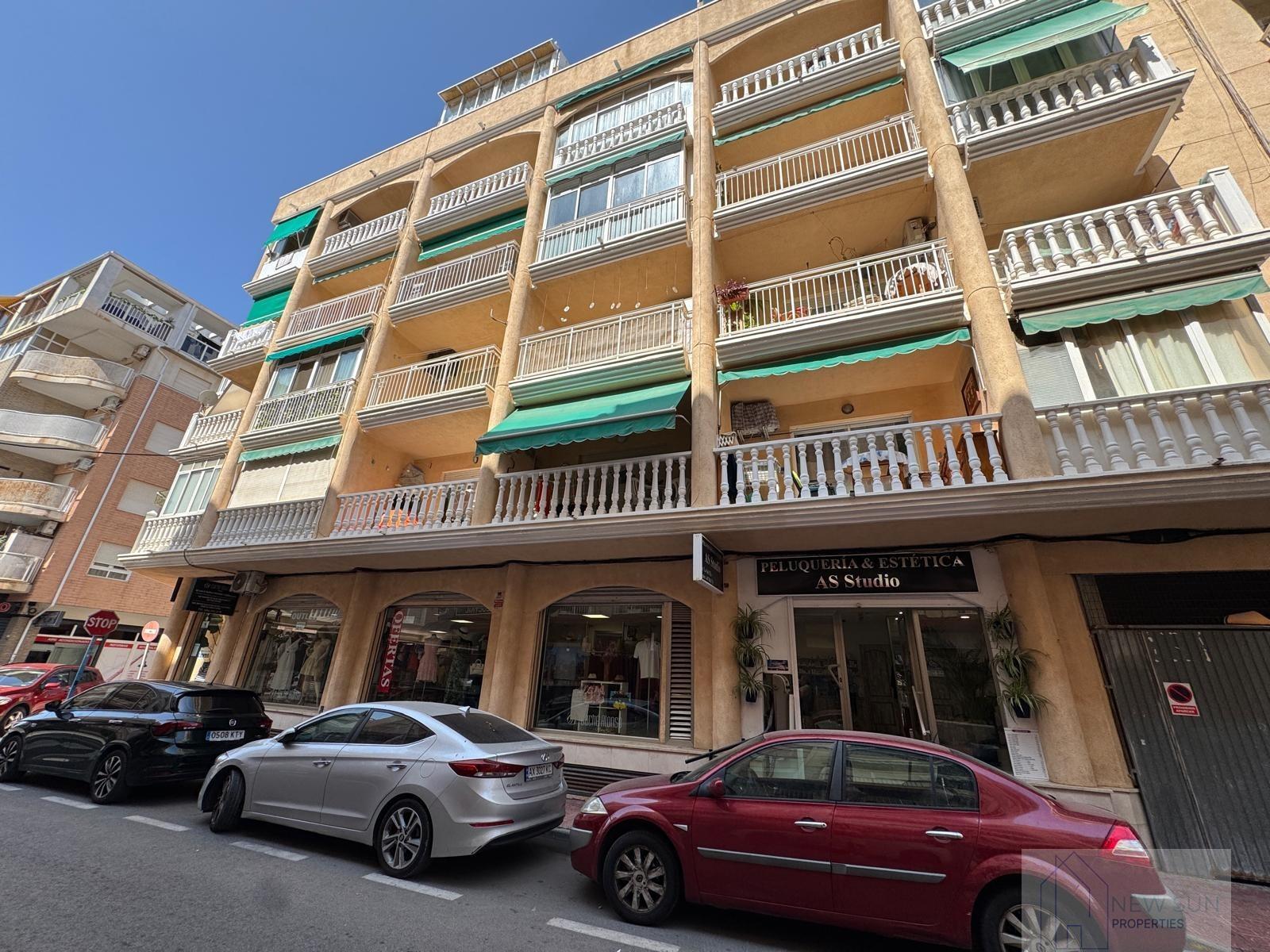 For sale of study in Torrevieja