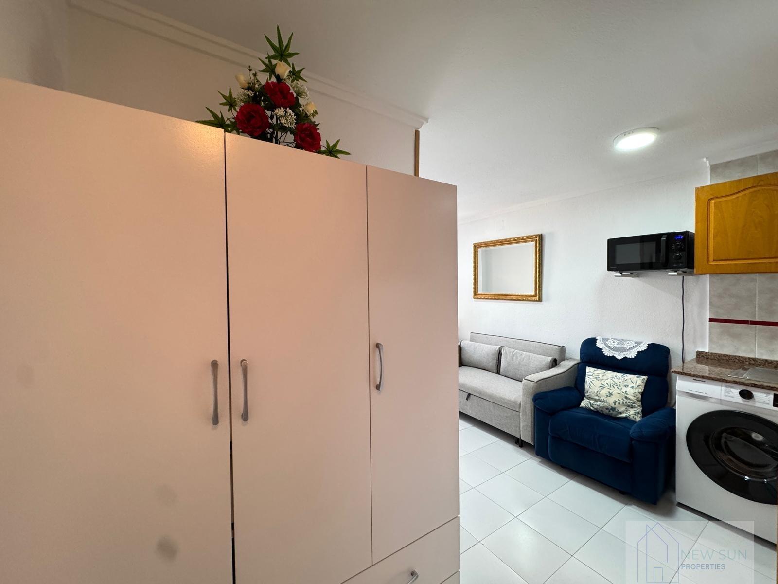 For sale of study in Torrevieja