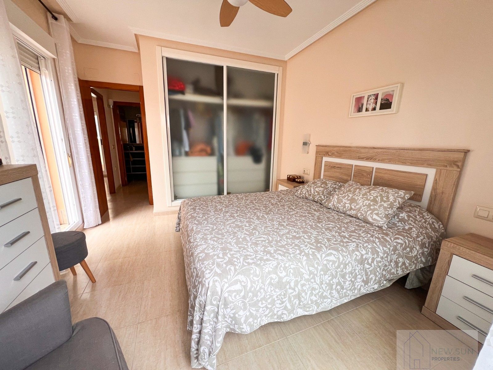 For sale of house in Pilar de la Horadada