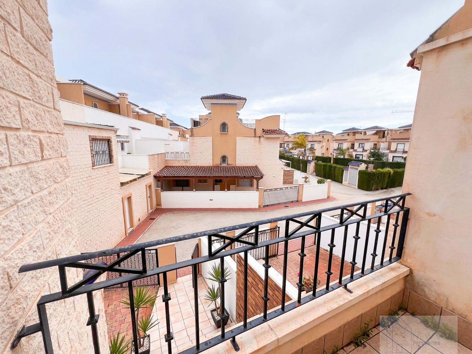 For sale of house in Pilar de la Horadada