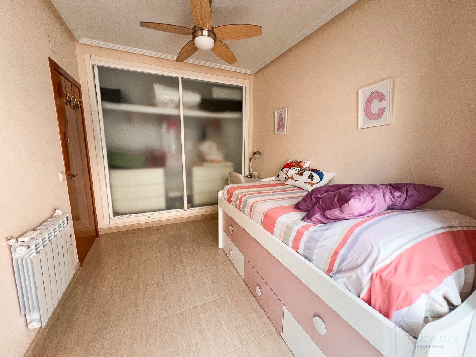 For sale of house in Pilar de la Horadada