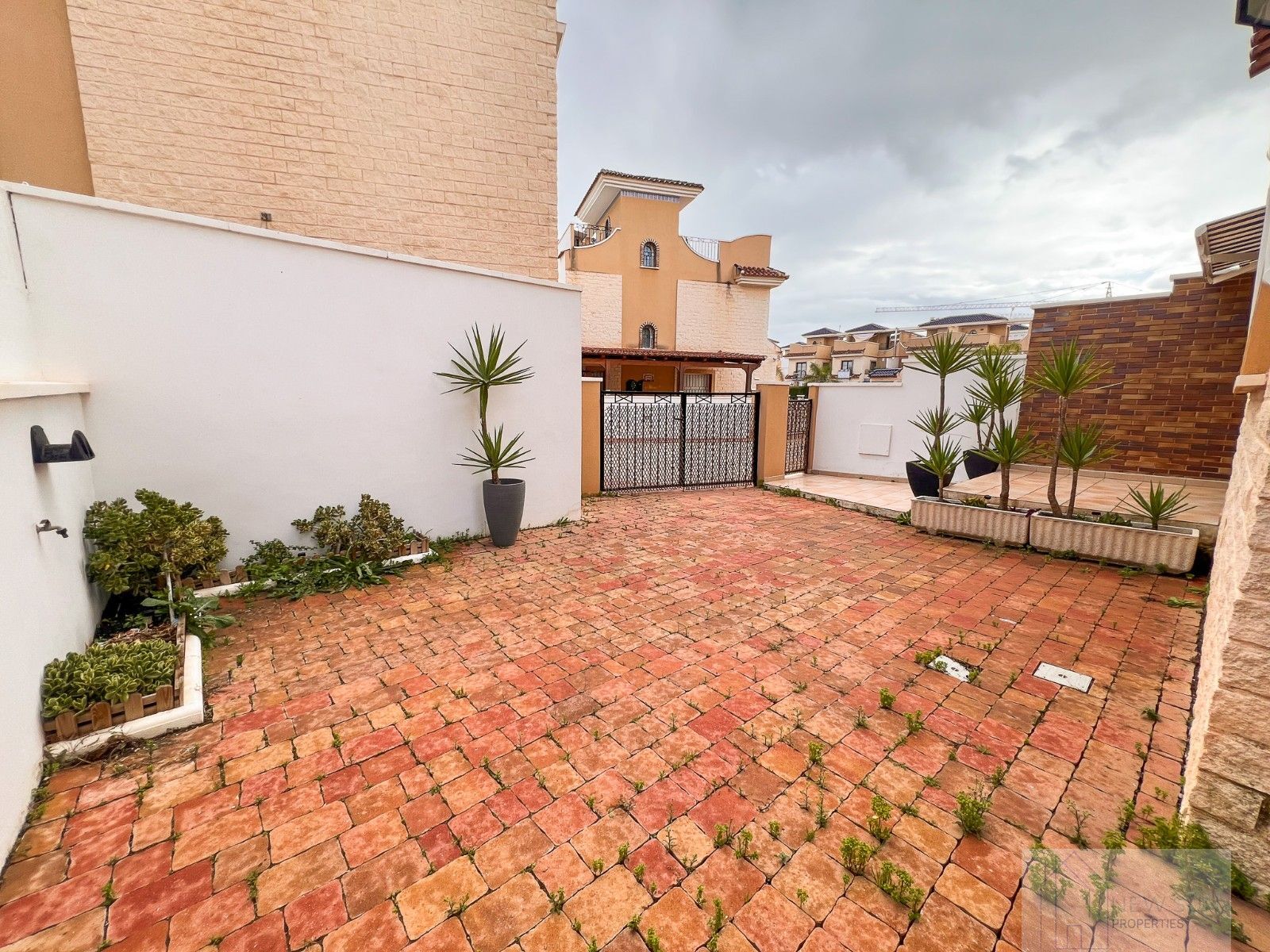 For sale of house in Pilar de la Horadada