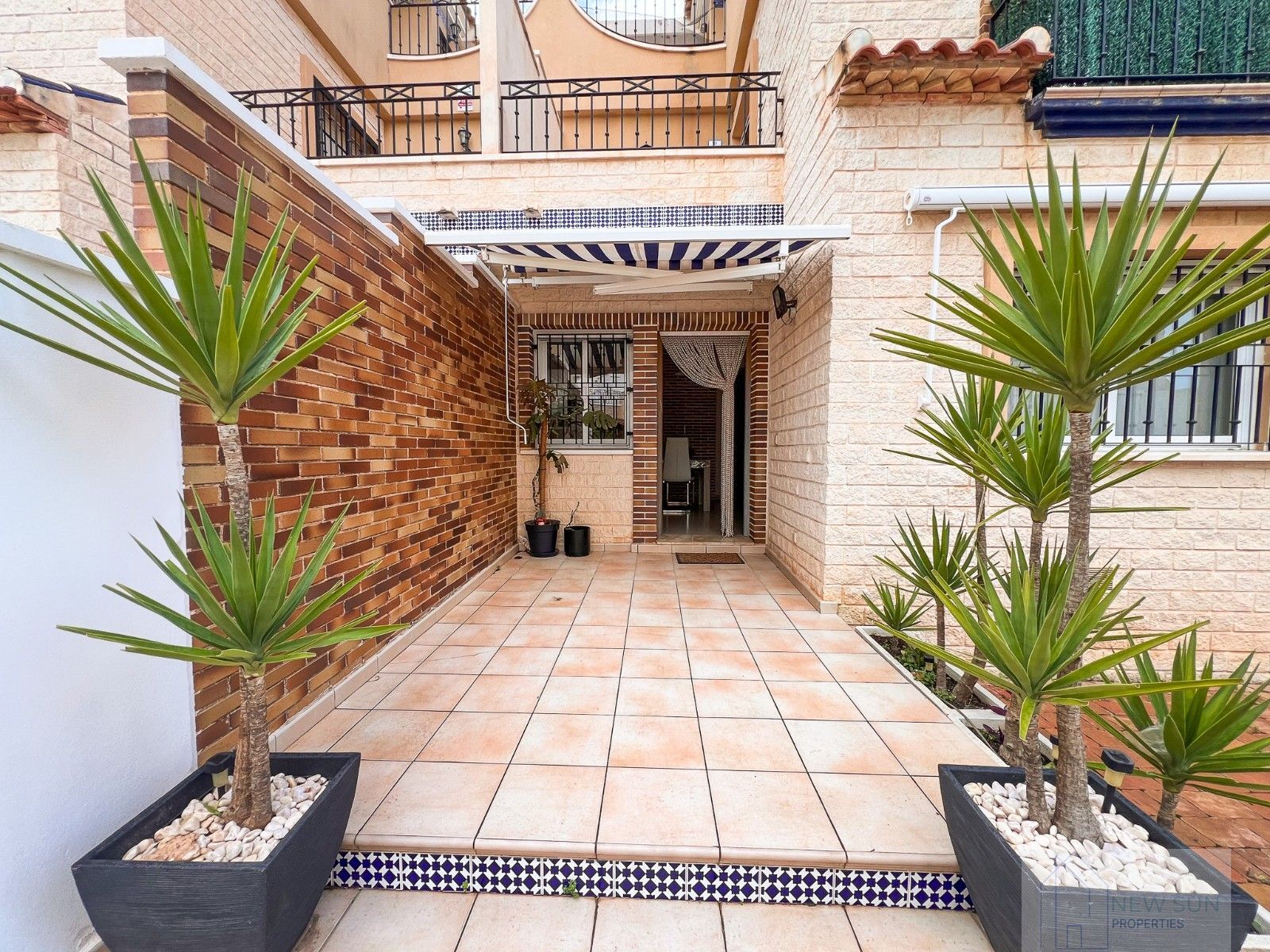 For sale of house in Pilar de la Horadada