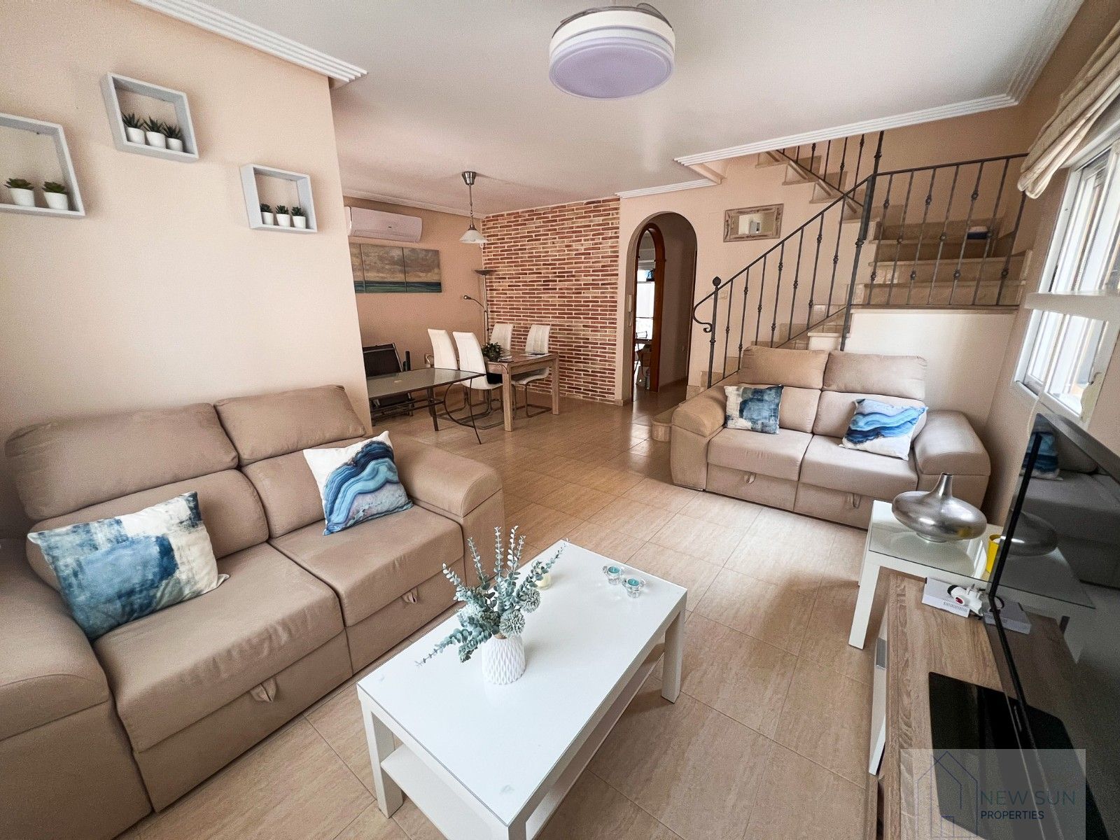 For sale of house in Pilar de la Horadada