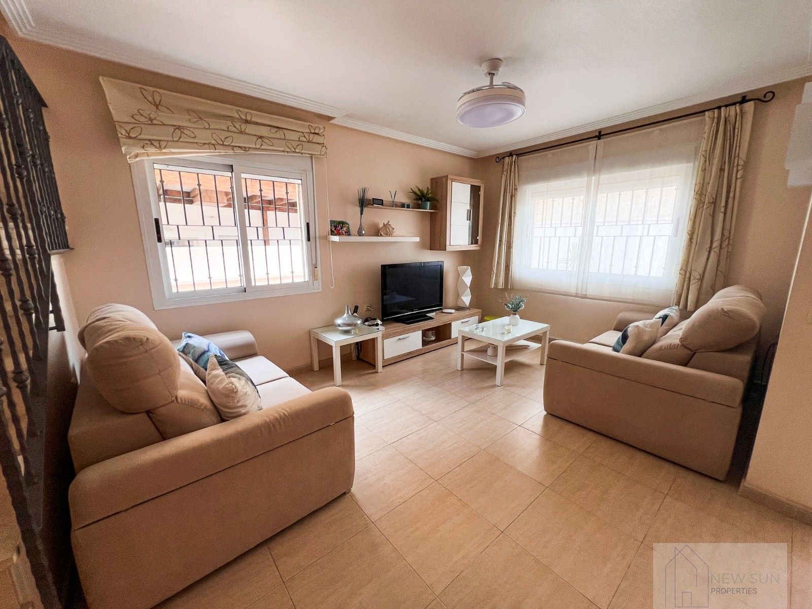 For sale of house in Pilar de la Horadada