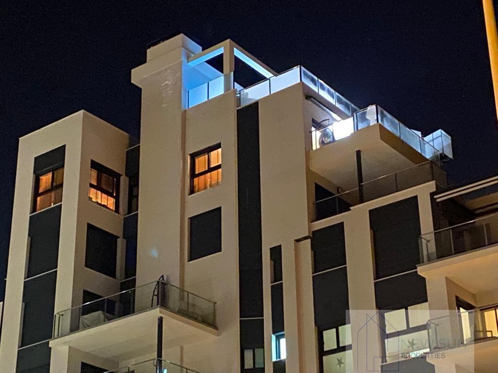 For sale of penthouse in Guardamar del Segura