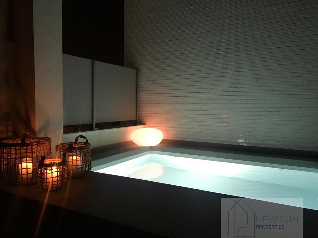 For sale of penthouse in Guardamar del Segura