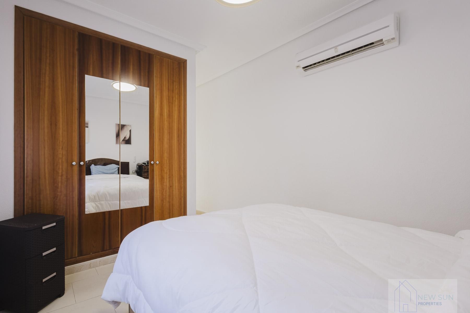 For sale of chalet in Torrevieja