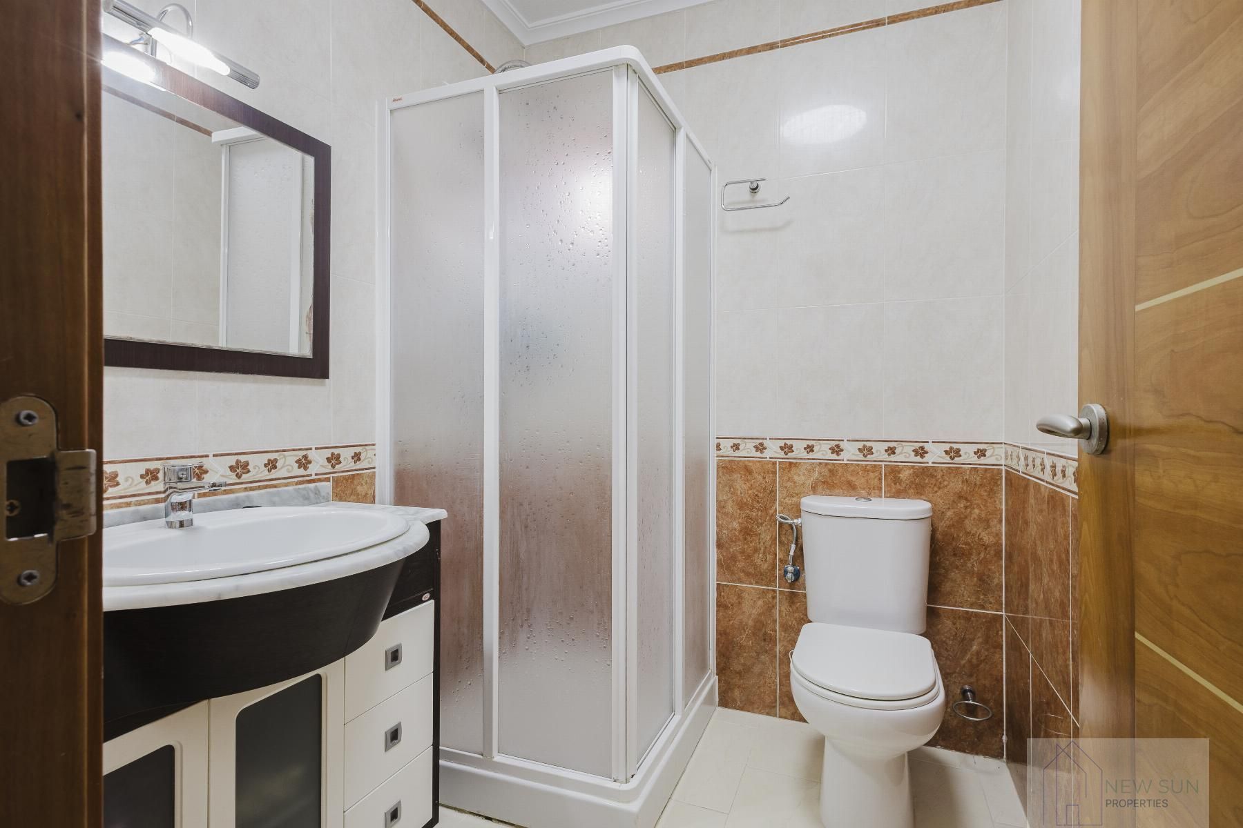 For sale of chalet in Torrevieja