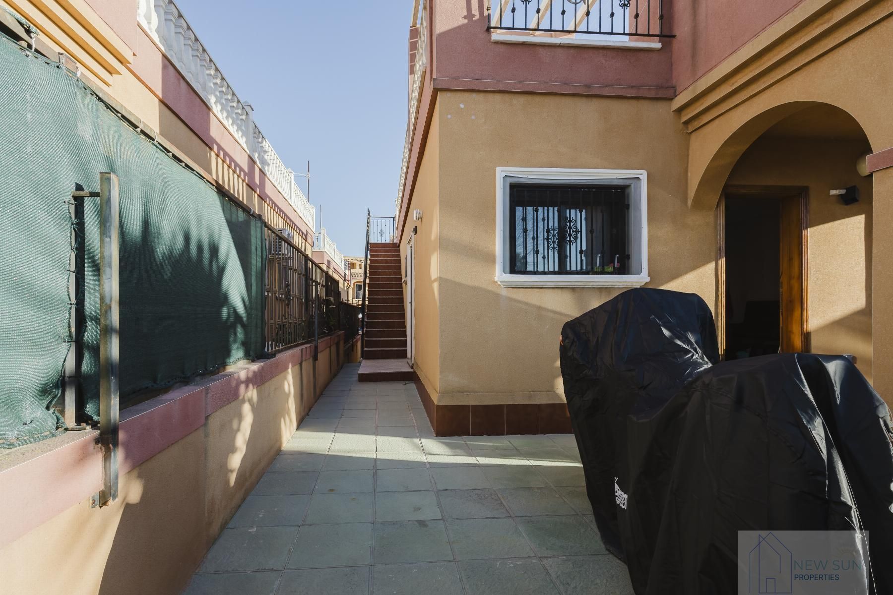 For sale of chalet in Torrevieja