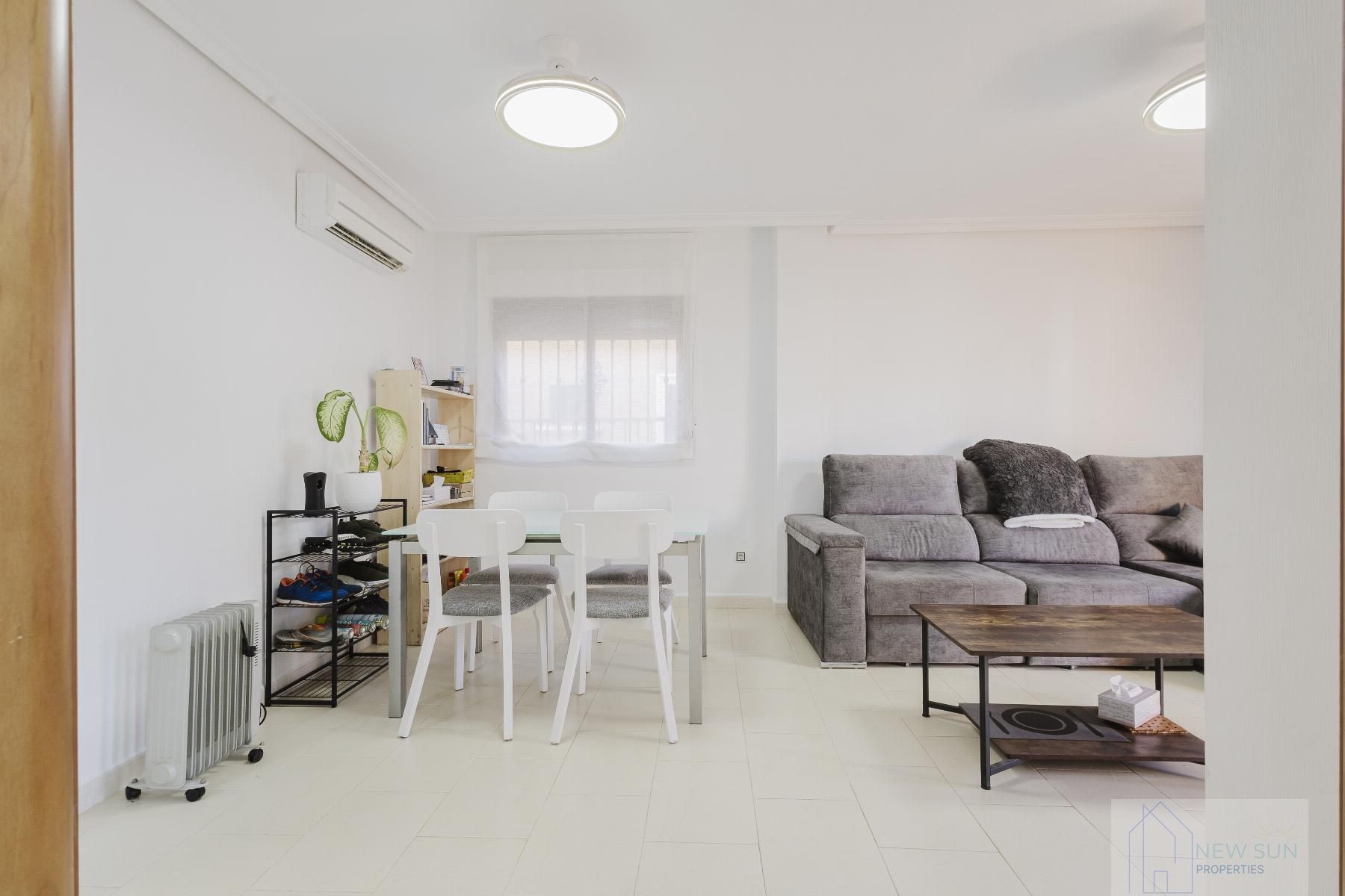 For sale of chalet in Torrevieja