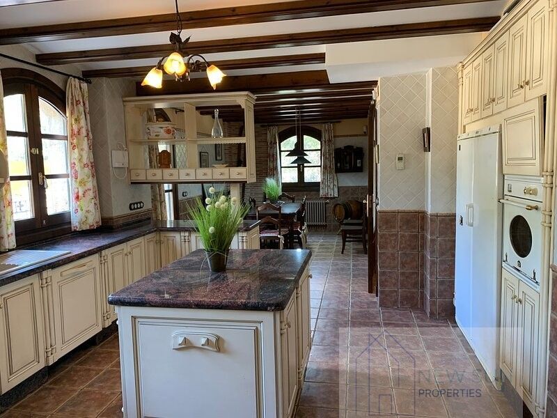 For sale of villa in Guardamar del Segura