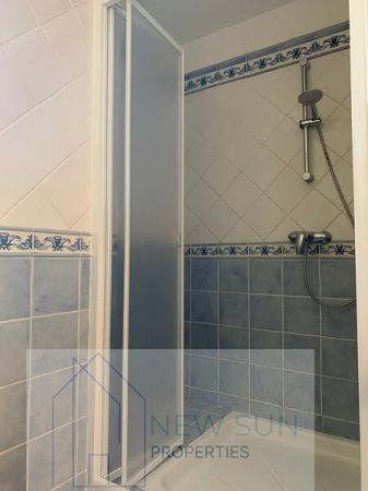 For sale of villa in Guardamar del Segura