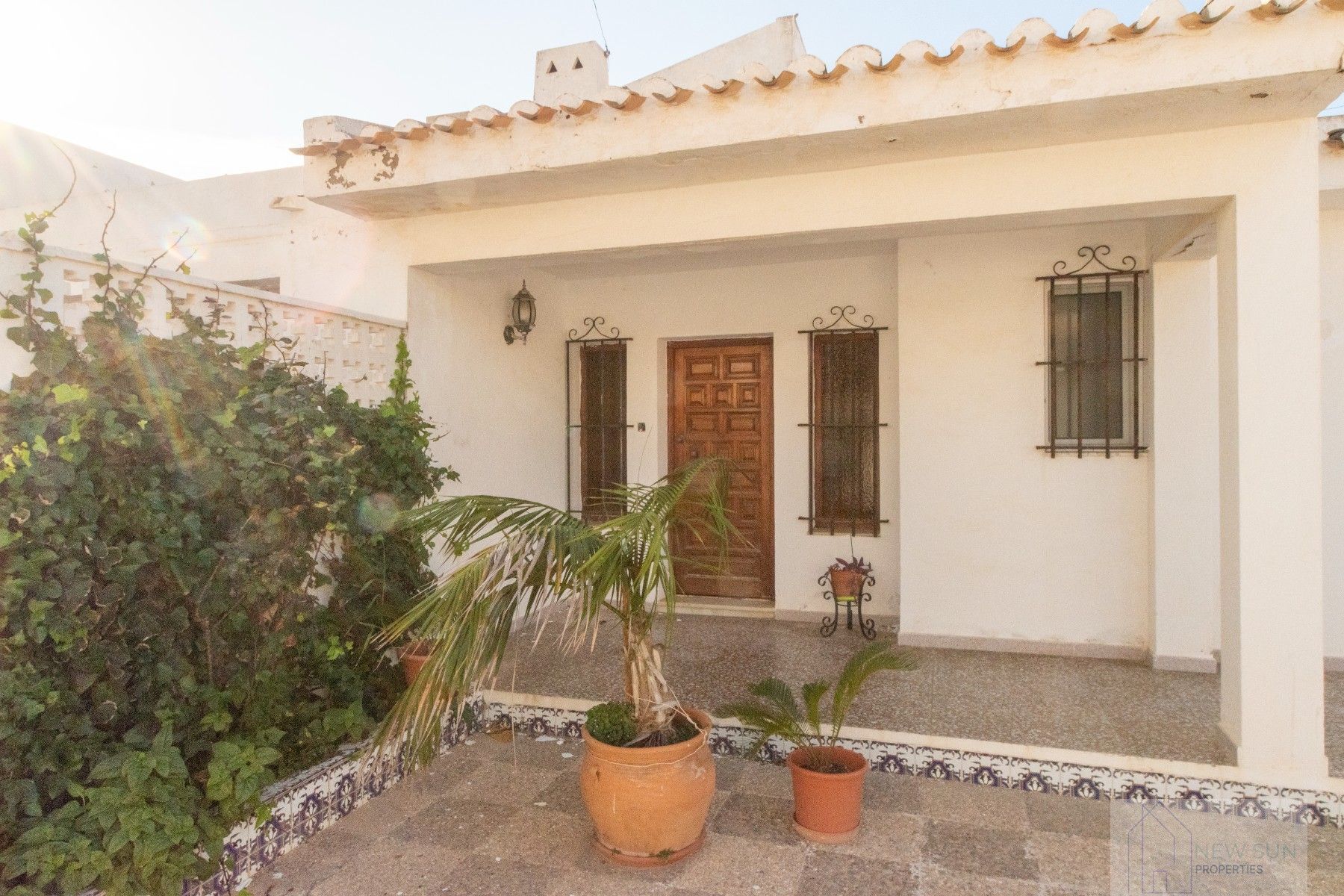 For sale of villa in Guardamar del Segura