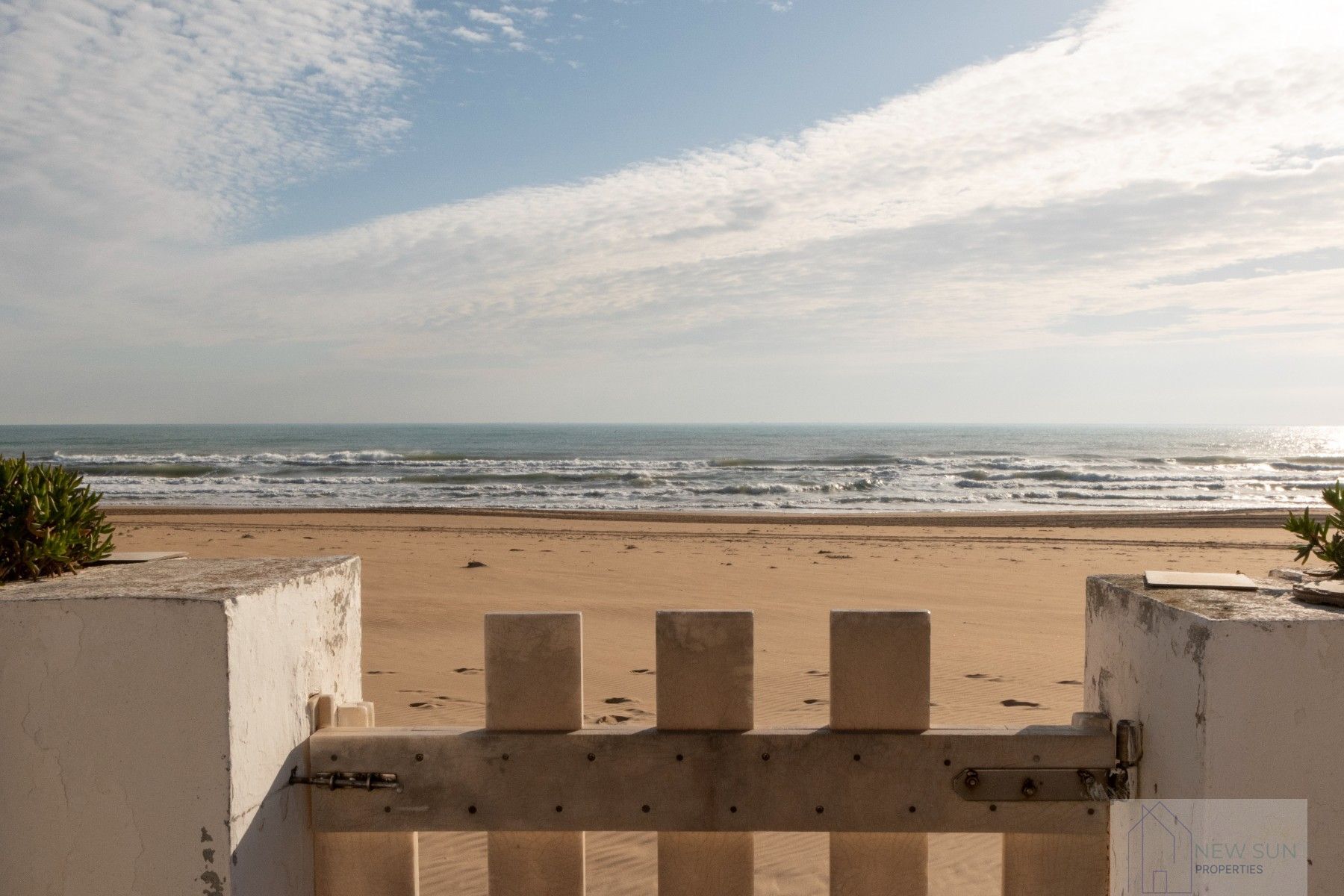 For sale of villa in Guardamar del Segura