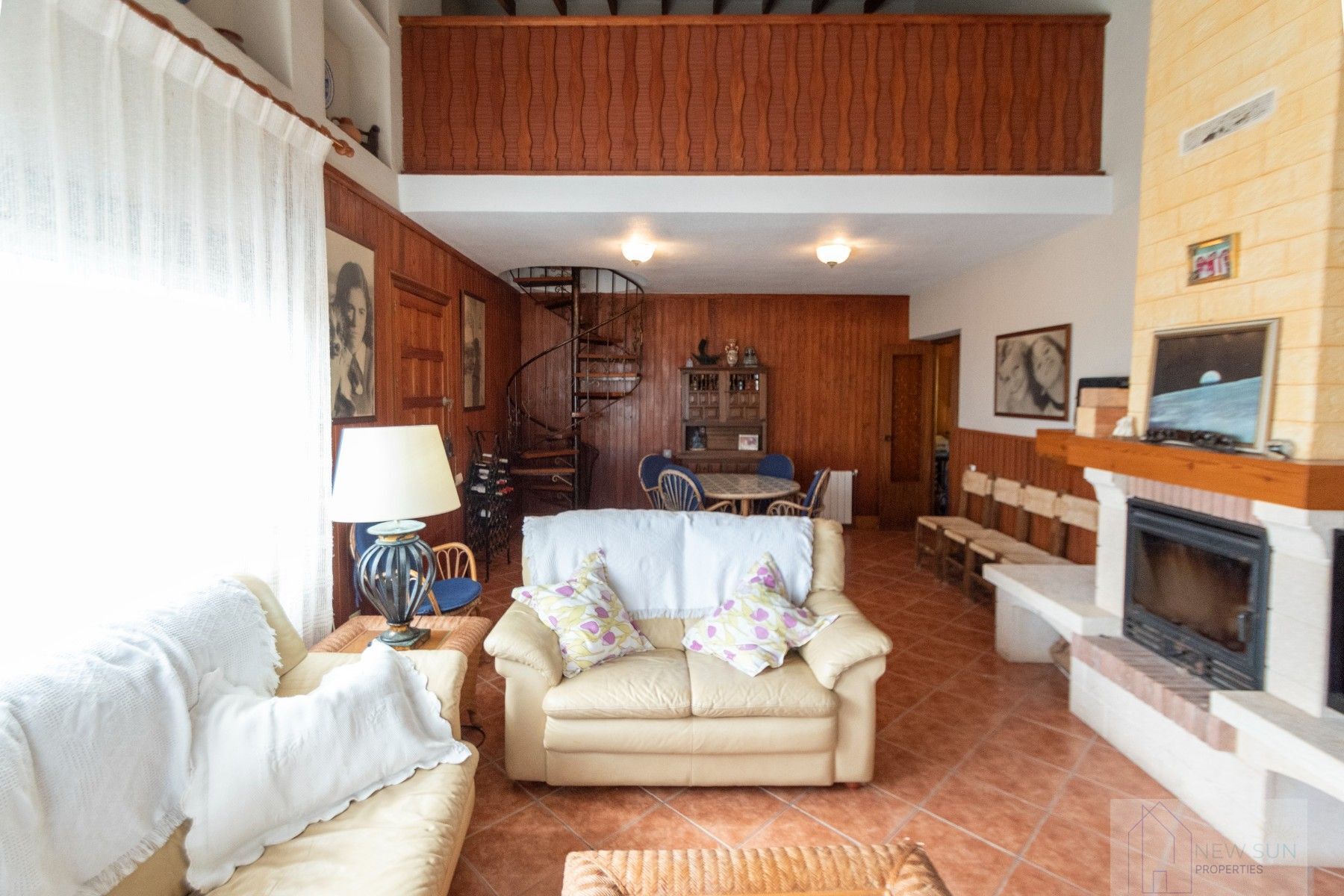 For sale of villa in Guardamar del Segura