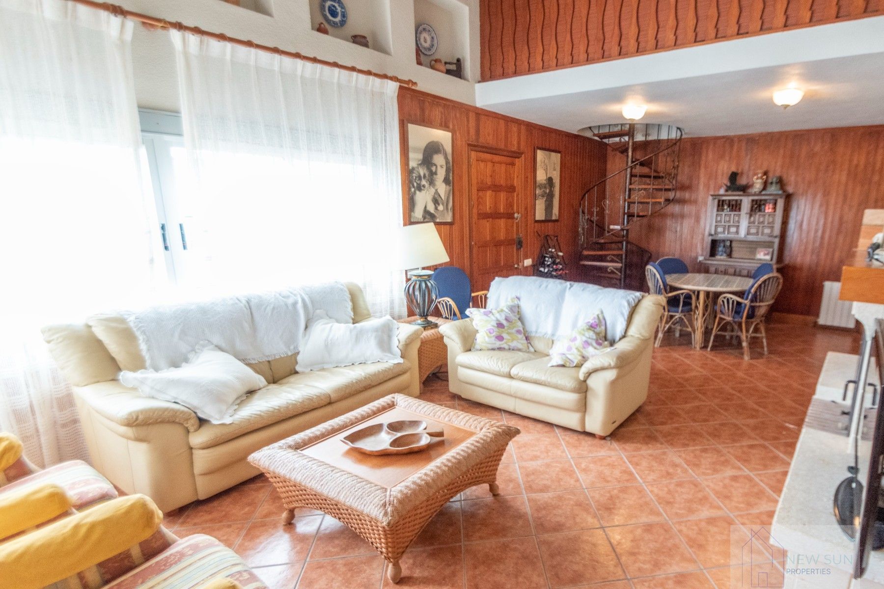 For sale of villa in Guardamar del Segura