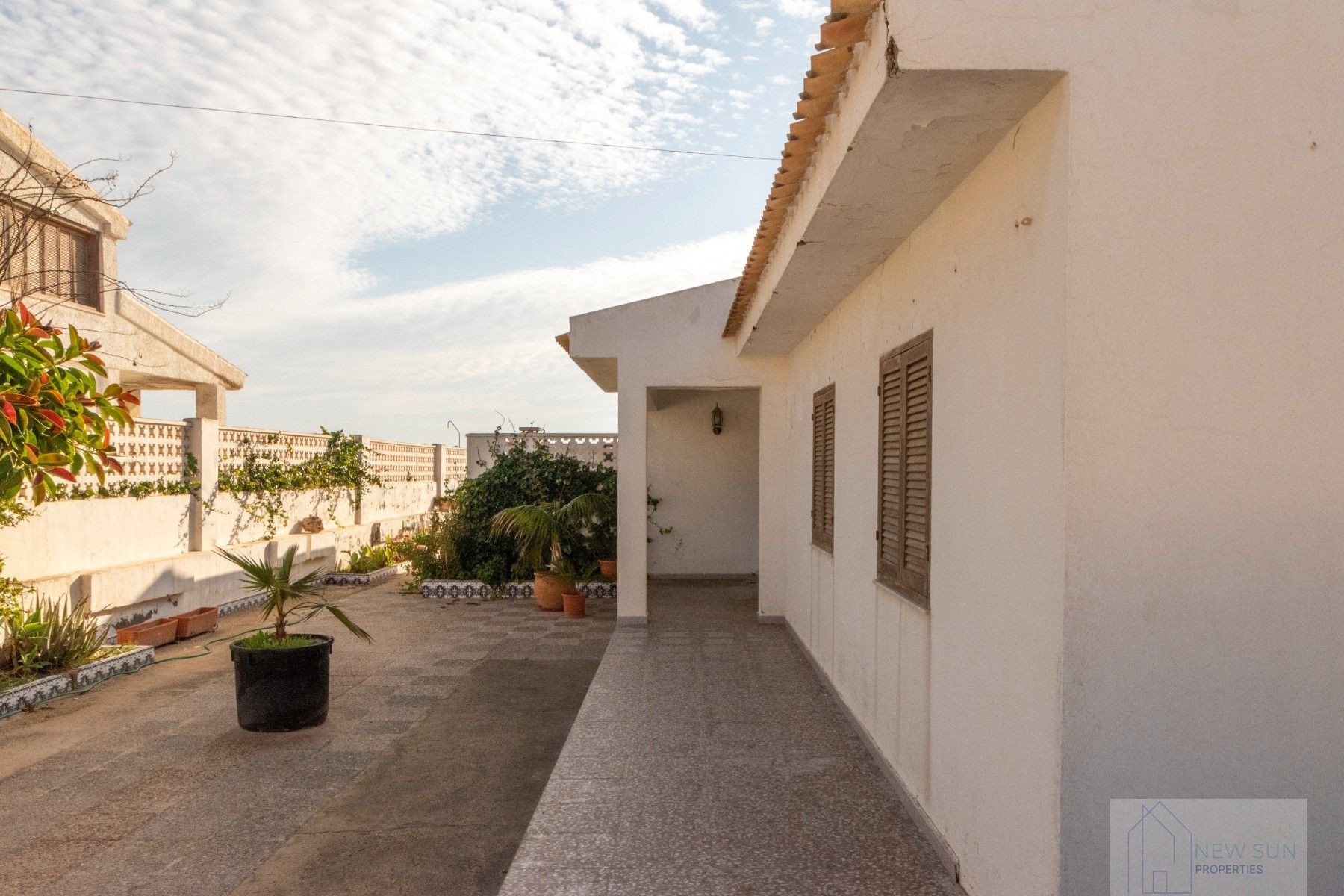 For sale of villa in Guardamar del Segura