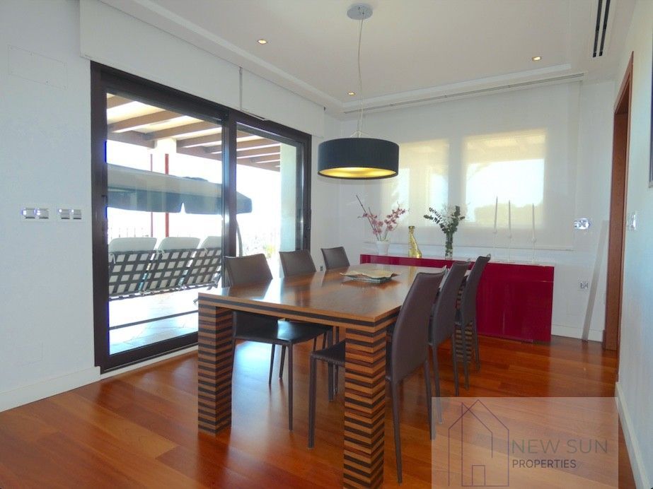 For sale of villa in Algorfa