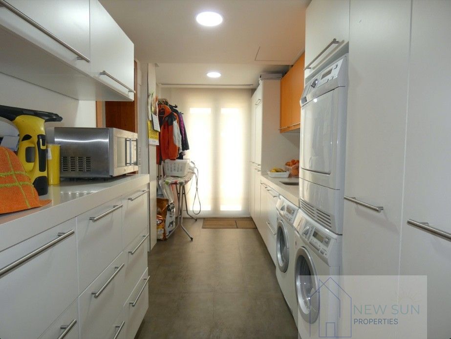 For sale of villa in Algorfa