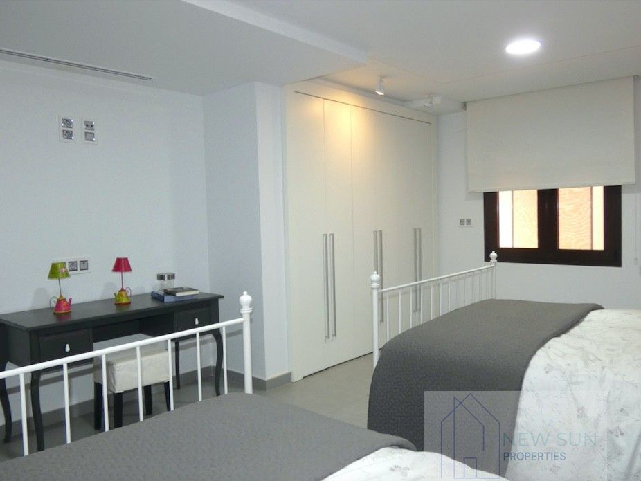 For sale of villa in Algorfa