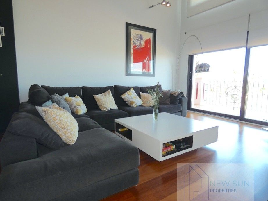 For sale of villa in Algorfa