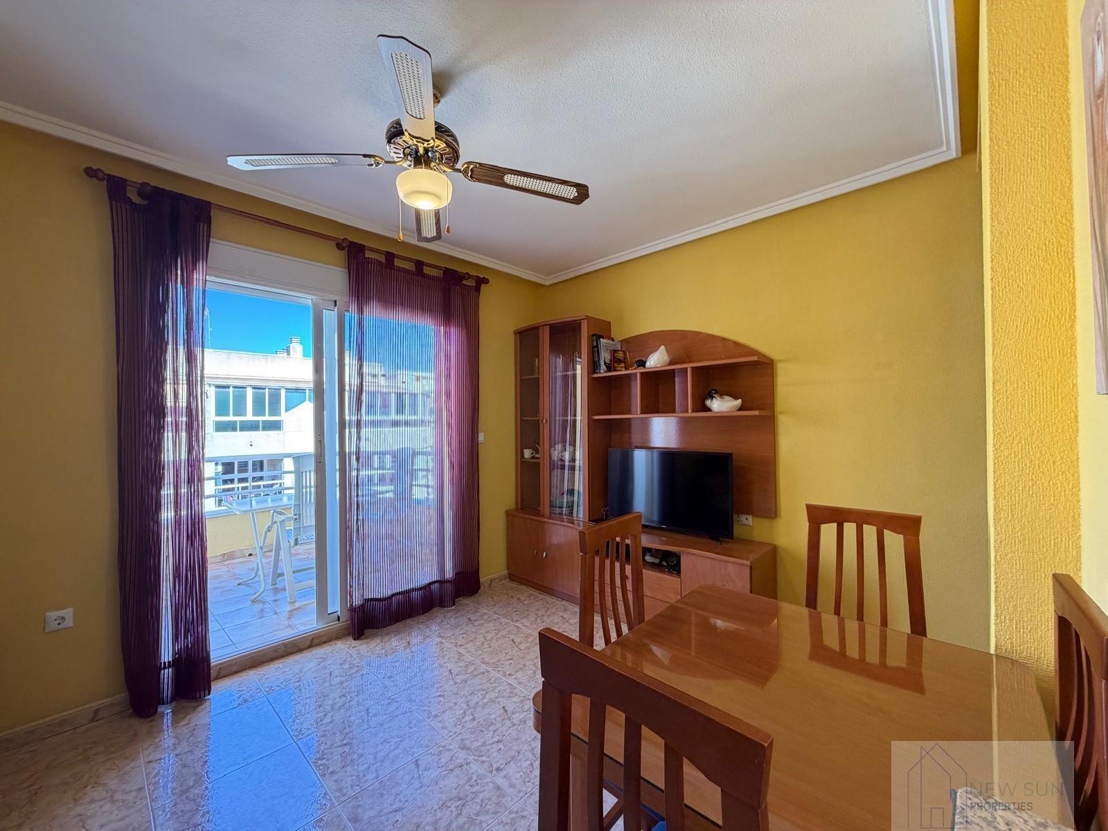 For sale of penthouse in Torrevieja