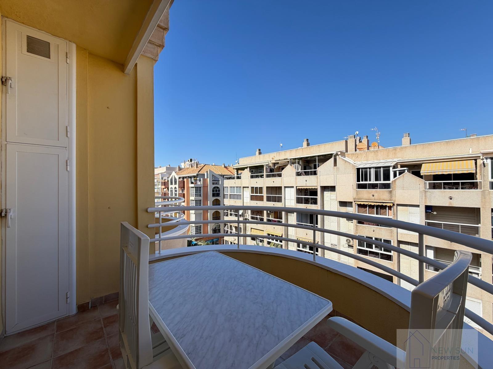 For sale of penthouse in Torrevieja