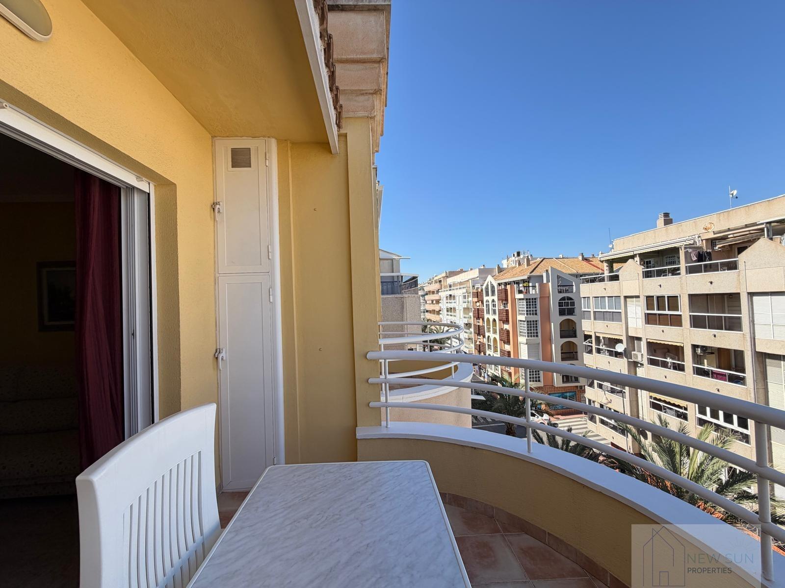 For sale of penthouse in Torrevieja