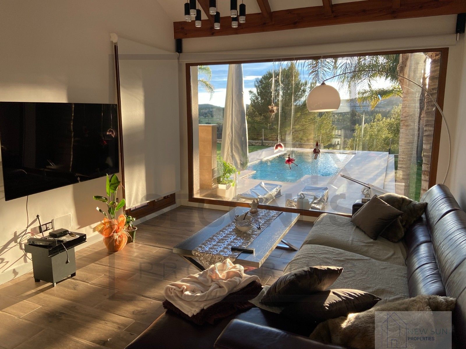 For sale of villa in Algorfa