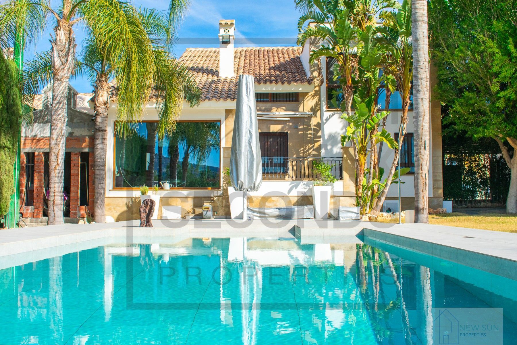 For sale of villa in Algorfa