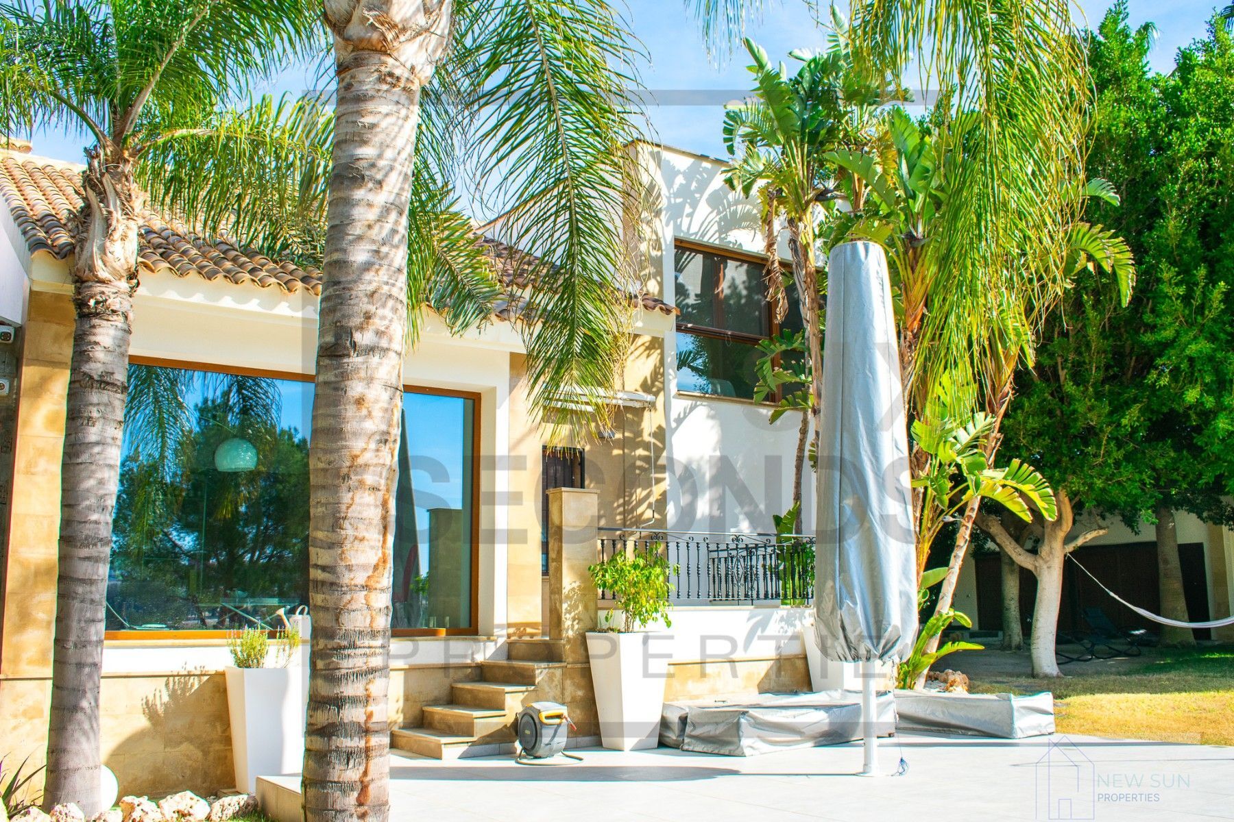 For sale of villa in Algorfa