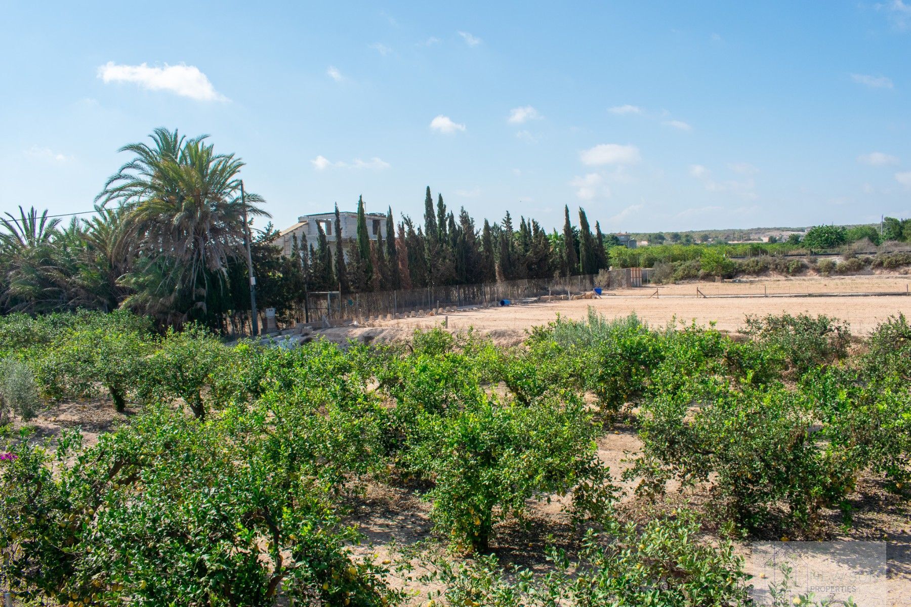 For sale of villa in Guardamar del Segura